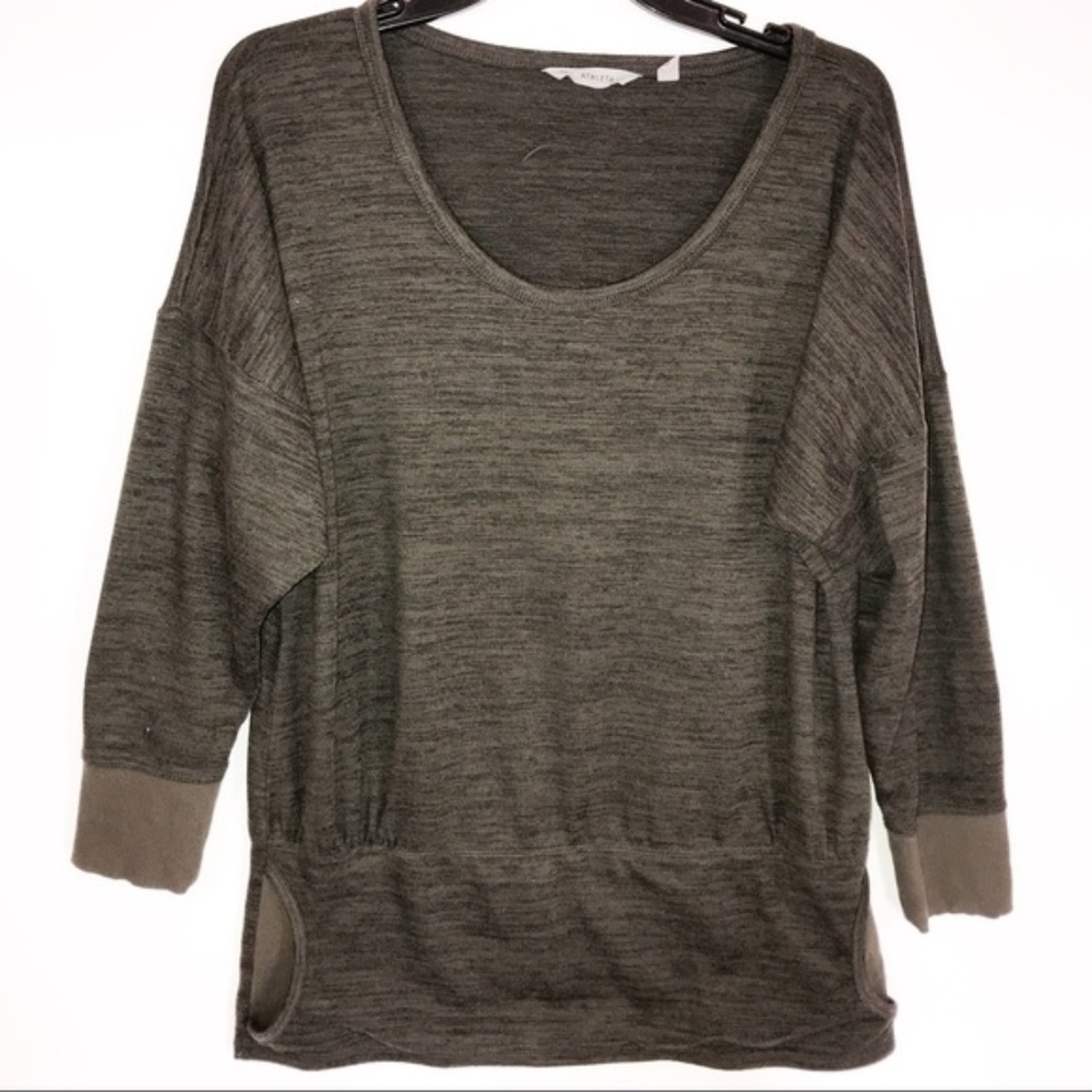 🌻 Athleta Batwing & Robin Scoop Neck Top XS